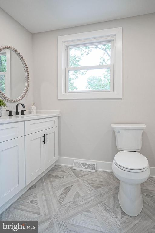 503 JEFFERSON, Turnersville, NJ 08012