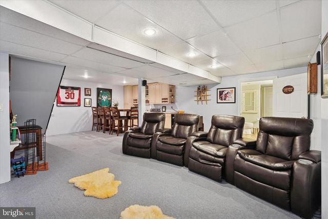 8619 THOMAS MILL TER, Philadelphia, PA 19128