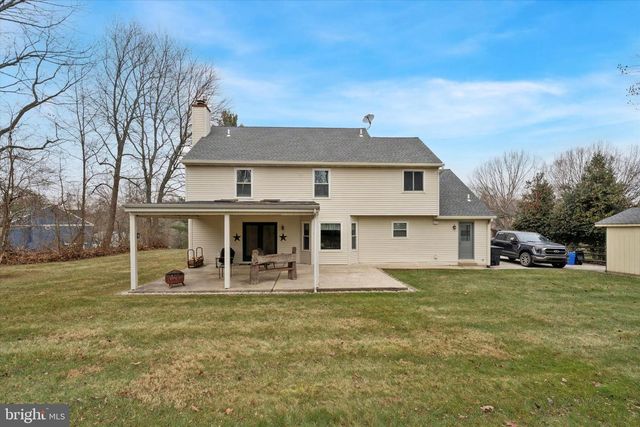 8619 THOMAS MILL TER, Philadelphia, PA 19128