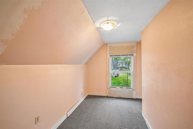 1144 27th Street, Des Moines, IA 50311