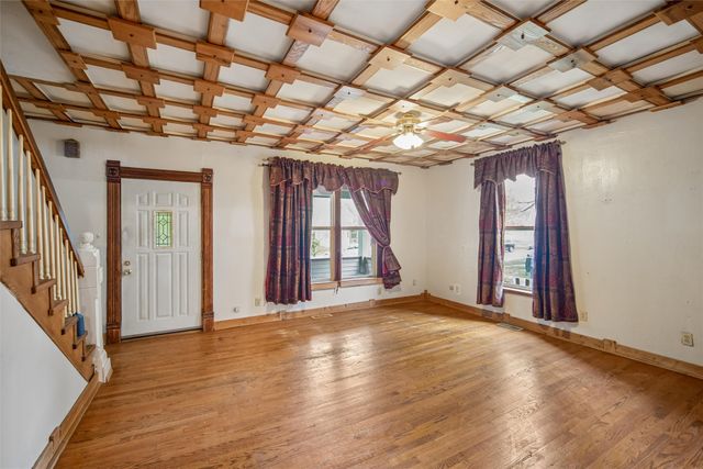 1144 27th Street, Des Moines, IA 50311