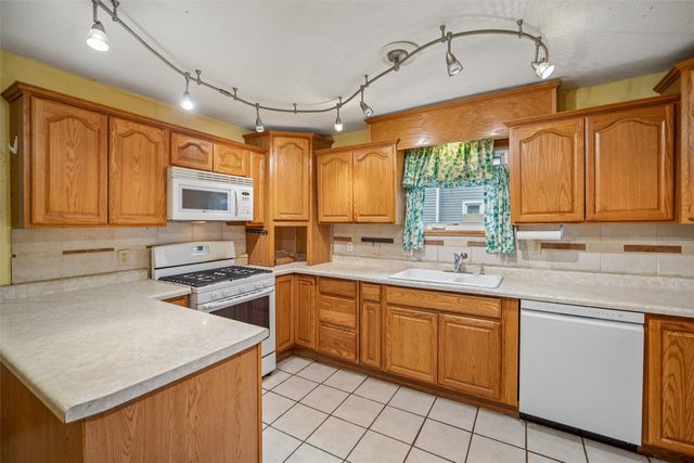 1144 27th Street, Des Moines, IA 50311