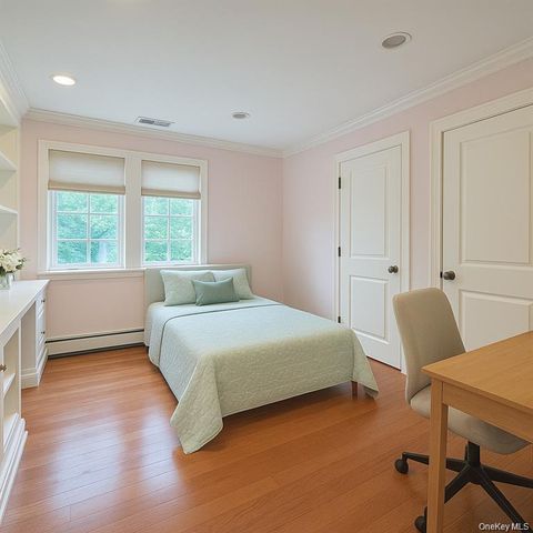 35 Moss Lane, Jericho, NY 11753