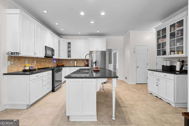 10560 Haynes Bridge Road, Alpharetta, GA 30022