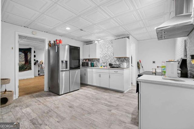 10560 Haynes Bridge Road, Alpharetta, GA 30022