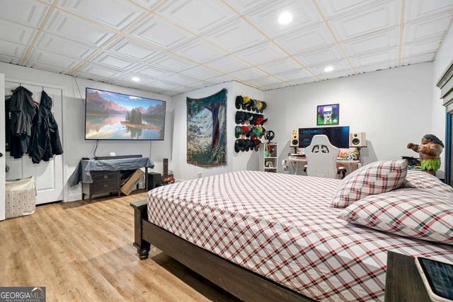 10560 Haynes Bridge Road, Alpharetta, GA 30022