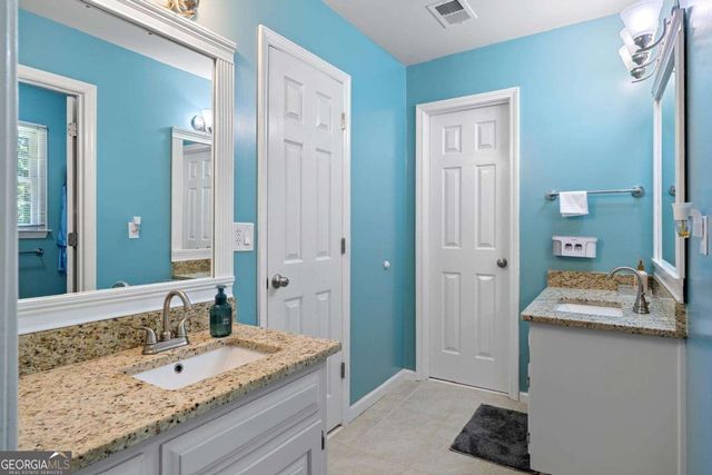10560 Haynes Bridge Road, Alpharetta, GA 30022