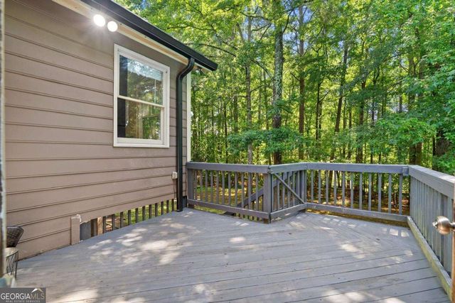 10560 Haynes Bridge Road, Alpharetta, GA 30022