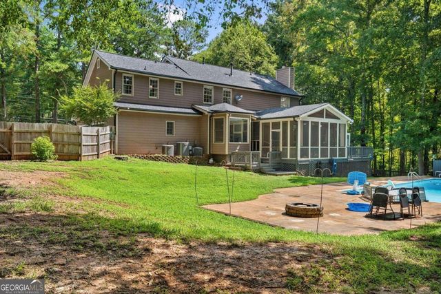 10560 Haynes Bridge Road, Alpharetta, GA 30022