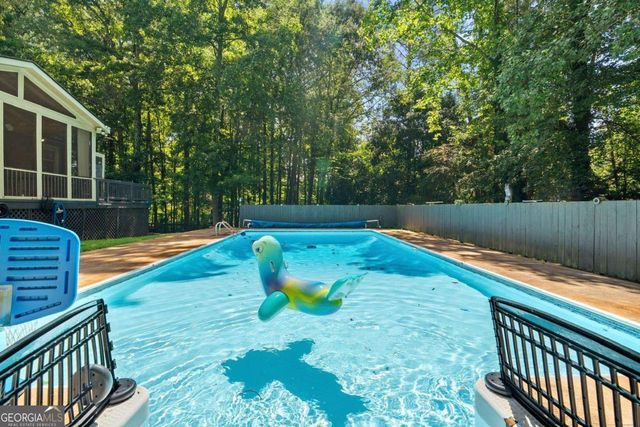 10560 Haynes Bridge Road, Alpharetta, GA 30022