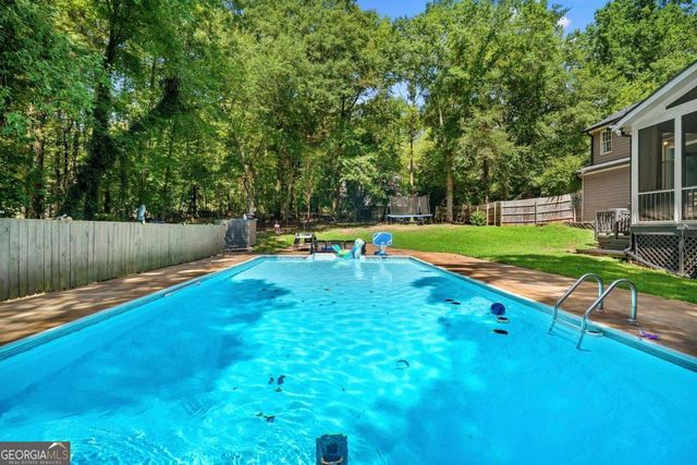 10560 Haynes Bridge Road, Alpharetta, GA 30022