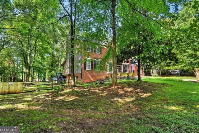 10560 Haynes Bridge Road, Alpharetta, GA 30022