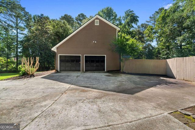 10560 Haynes Bridge Road, Alpharetta, GA 30022