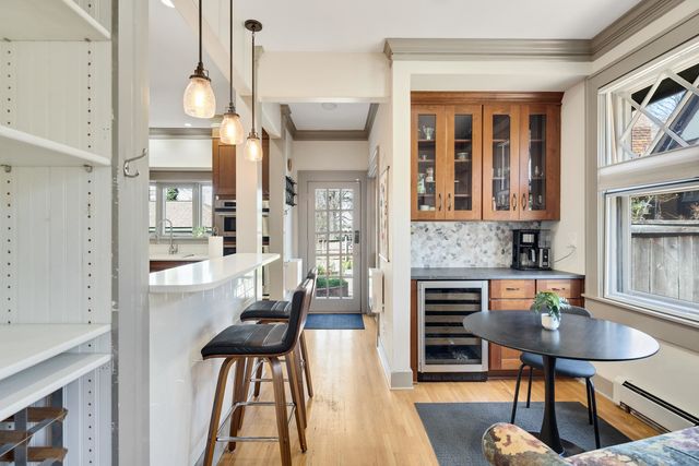 2056 HALLWOOD DR, Memphis, TN 38107