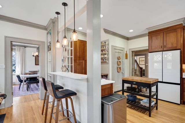 2056 HALLWOOD DR, Memphis, TN 38107