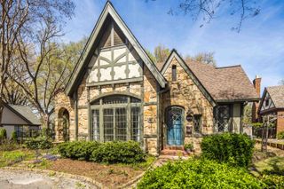 2056 HALLWOOD DR, Memphis, TN 38107