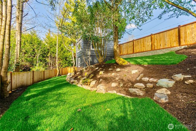 120 Tracy Avenue N, Port Orchard, WA 98366