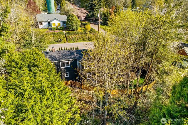 120 Tracy Avenue N, Port Orchard, WA 98366