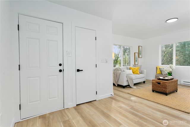 120 Tracy Avenue N, Port Orchard, WA 98366