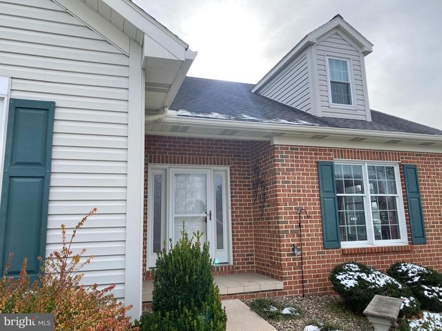 1476 SPRING SIDE DR E, Chambersburg, PA 17202