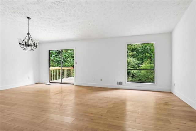 2550 Big Oaks Drive SW, Marietta, GA 30064