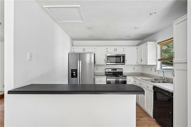2550 Big Oaks Drive SW, Marietta, GA 30064
