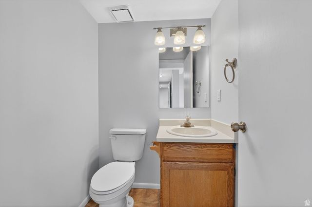 9976 S TAMARA ST, Sandy, UT 84094