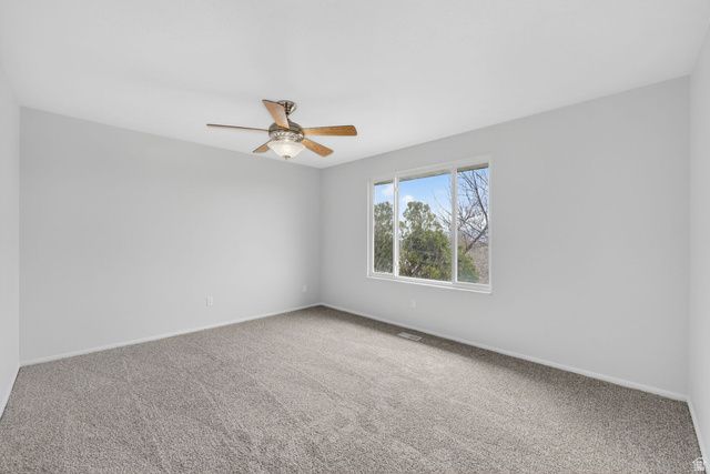 9976 S TAMARA ST, Sandy, UT 84094