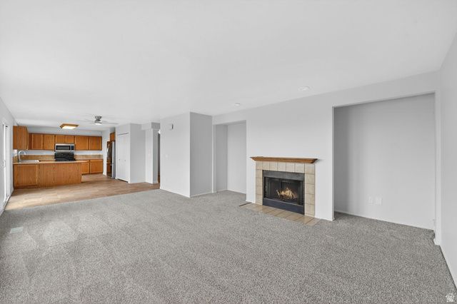 9976 S TAMARA ST, Sandy, UT 84094