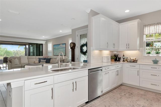 5324 POPOLI WAY, Sarasota, FL 34238