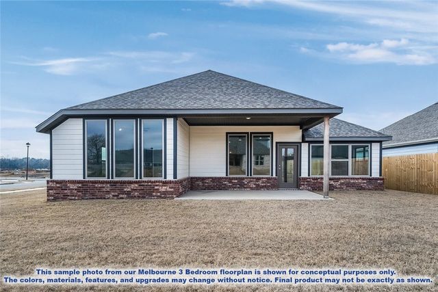 1041 Glenora Avenue, Lowell, AR 72745