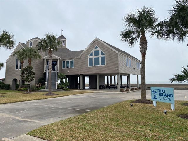 Lot 22 Tiki Drive, Tiki Island, TX 77554