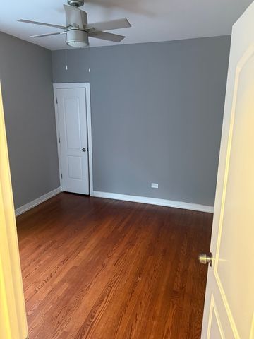 7806 S Rhodes Avenue, Chicago, IL 60619