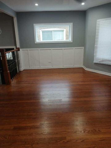 7806 S Rhodes Avenue, Chicago, IL 60619