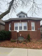 7806 S Rhodes Avenue, Chicago, IL 60619