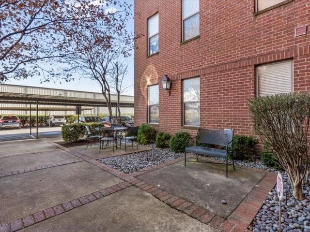 580 S Main St Apt 204, Memphis, TN 38103