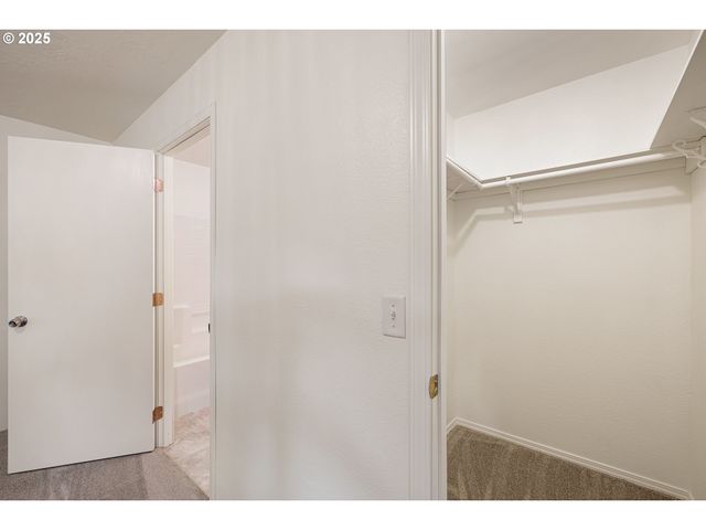 82849 MINNICK Rd, Dexter, OR 97431