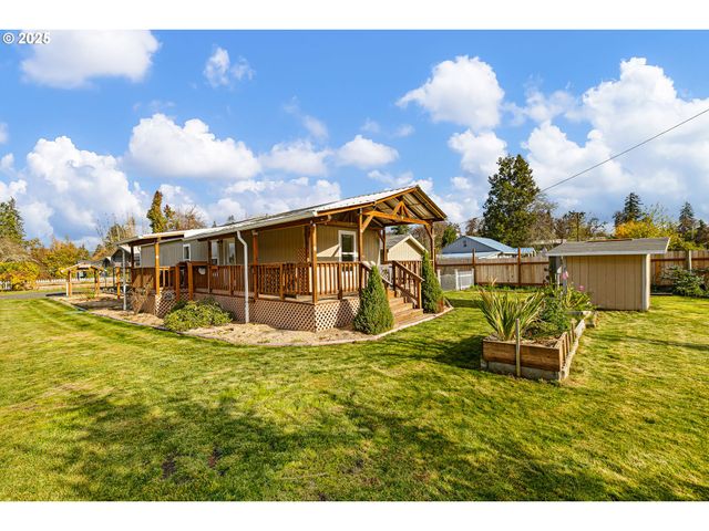 82849 MINNICK Rd, Dexter, OR 97431