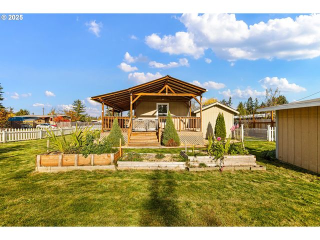 82849 MINNICK Rd, Dexter, OR 97431