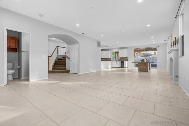 9910 Mollie, Santee, CA 92071