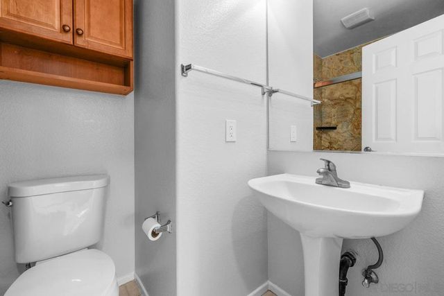 9910 Mollie, Santee, CA 92071