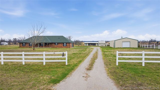 1144 S Mississippi, Nowata, OK 74048