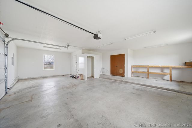 1144 S Mississippi, Nowata, OK 74048