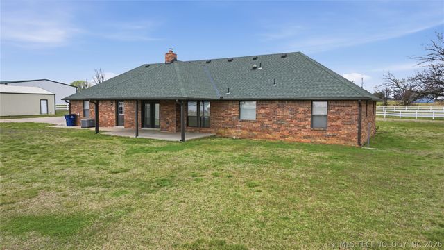 1144 S Mississippi, Nowata, OK 74048