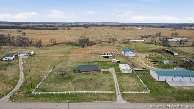 1144 S Mississippi, Nowata, OK 74048