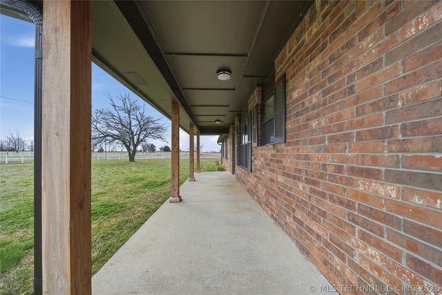 1144 S Mississippi, Nowata, OK 74048