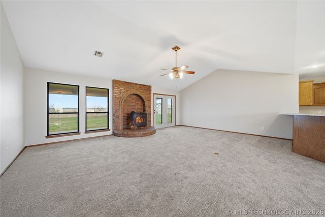 1144 S Mississippi, Nowata, OK 74048