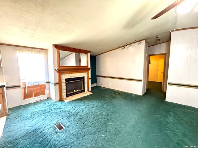 5819 Pioneer, San Antonio, TX 78245