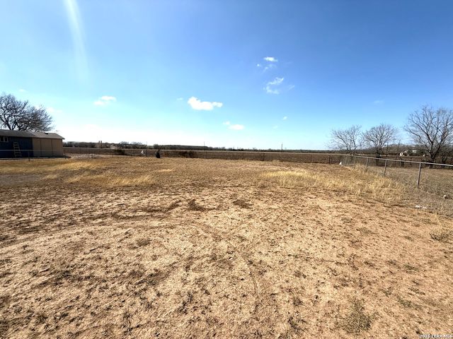 5819 Pioneer, San Antonio, TX 78245