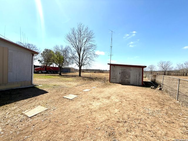 5819 Pioneer, San Antonio, TX 78245